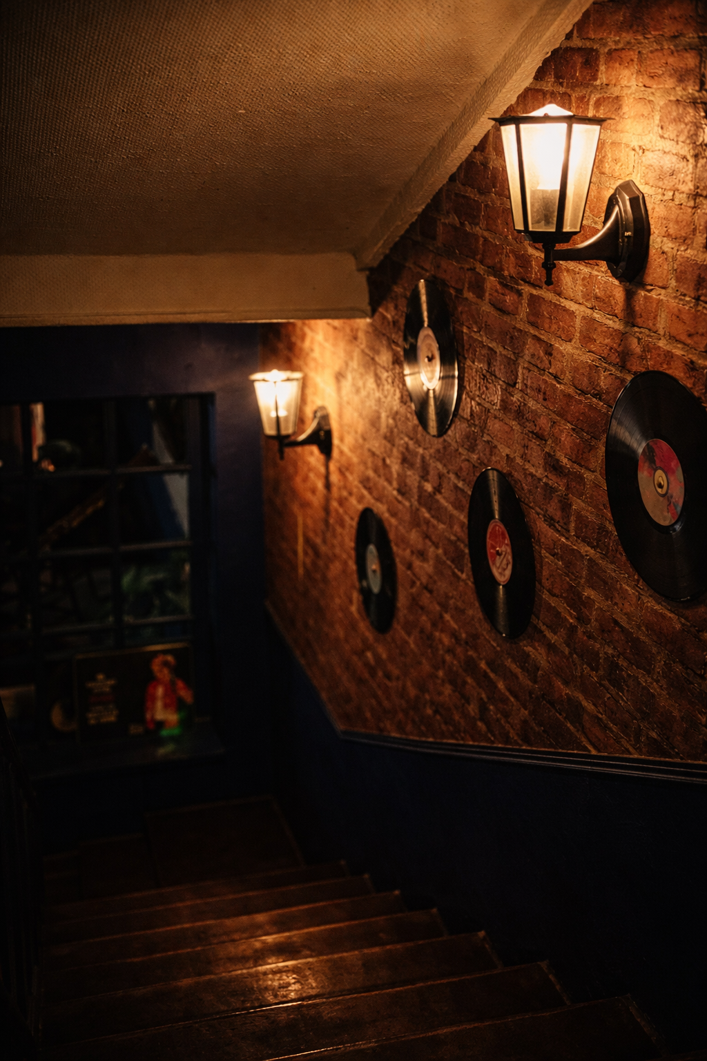 Escalier et murs de vinyles